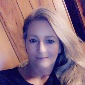 Meet your Posher, Waynette